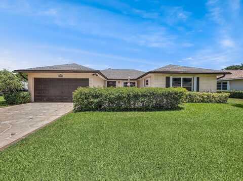 10936 Greentrail Drive S, Boynton Beach, FL 33436