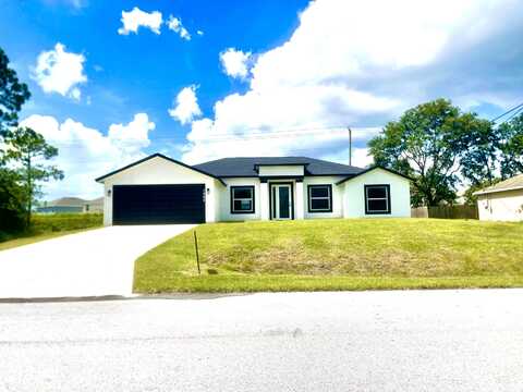 1260 Larkspur Street SE, Palm Bay, FL 32909