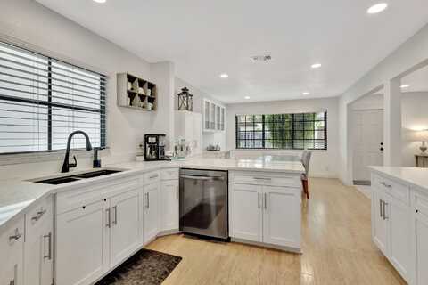 146 Weybridge Circle, Royal Palm Beach, FL 33411