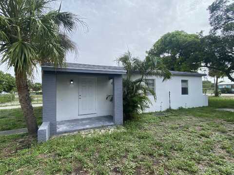 1136 Avenue G, Riviera Beach, FL 33404