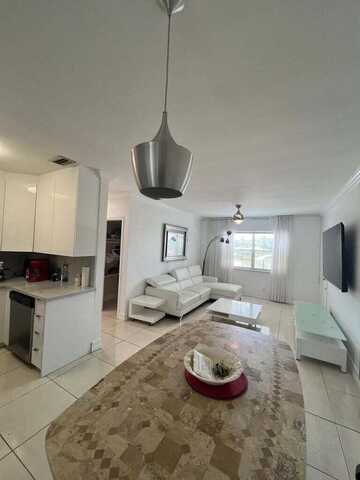 299 SW 7th Street, Boca Raton, FL 33432