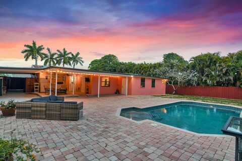 121 W Arch Drive, Lake Worth, FL 33467