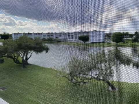 3025 Hythe B, Boca Raton, FL 33434