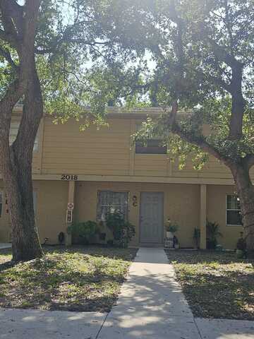2018 S 10th Street Street, Fort Pierce, FL 34950