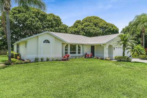 1812 NE Crabtree Lane, Jensen Beach, FL 34957