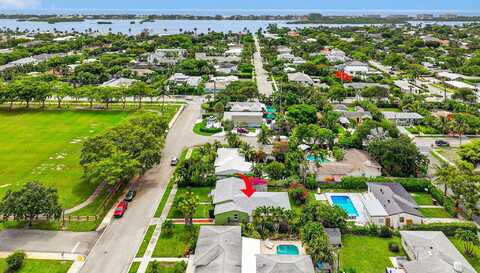 320 Summa Street, West Palm Beach, FL 33405