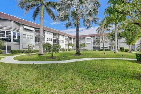 1040 SE 4th Avenue, Deerfield Beach, FL 33441