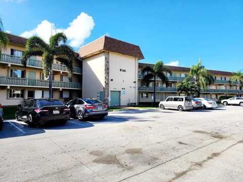 700 Village Green Court, Palm Springs, FL 33461