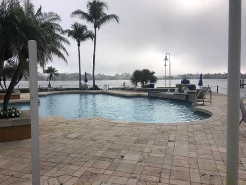 117 Yacht Club 306 Way, Hypoluxo, FL 33462