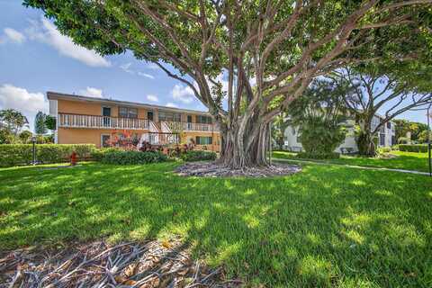 27 Andover B, West Palm Beach, FL 33417
