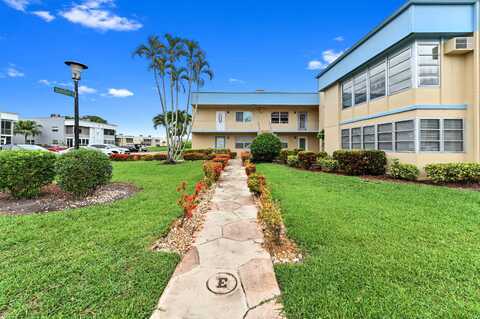 196 Burgundy E, Delray Beach, FL 33484