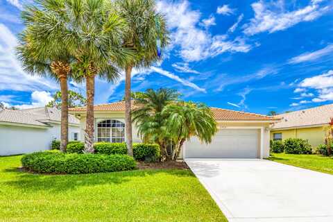 4922 SE Devenwood Way, Stuart, FL 34997