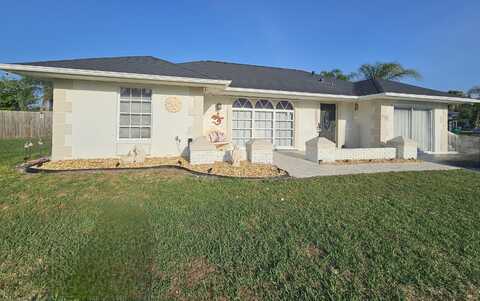 333 NE Surrey Street, Port Saint Lucie, FL 34983