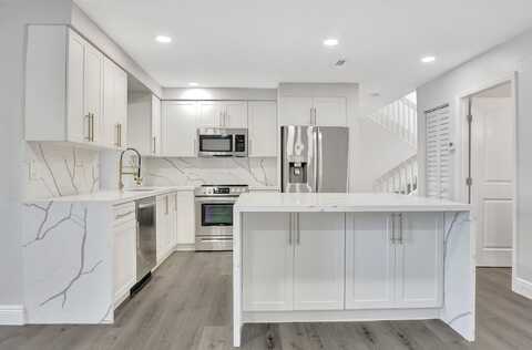 10104 Country Brook Road, Boca Raton, FL 33428