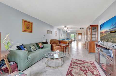 15401 Pembridge Avenue, Delray Beach, FL 33484