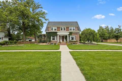 1275 N 6th Street, David City, NE 68632