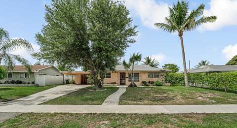 4840 Pineaire Lane, West Palm Beach, FL 33417
