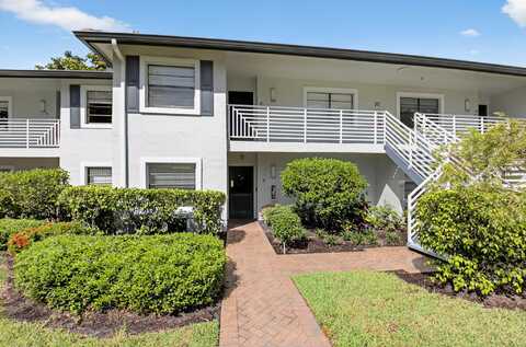 10 Southport Lane, Boynton Beach, FL 33436