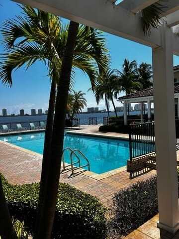 1040 Lake Shore Drive, Lake Park, FL 33403