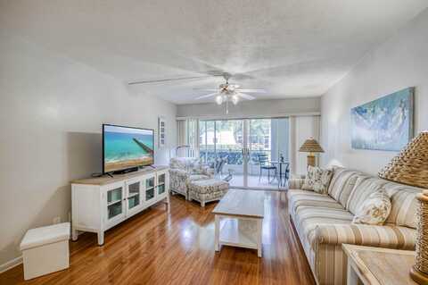 11 Westwood Avenue, Tequesta, FL 33469
