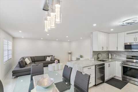 305 Richmond A, Deerfield Beach, FL 33442
