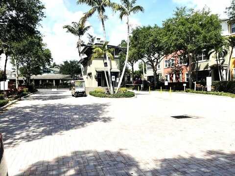590 Amador Lane, West Palm Beach, FL 33401