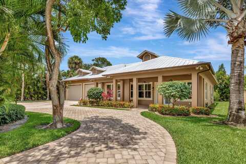 311 SE Cardinal Way, Stuart, FL 34996
