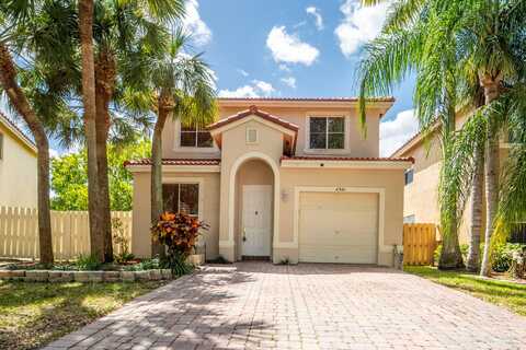 4341 NE Lake Lucerne Circle NE, West Palm Beach, FL 33409