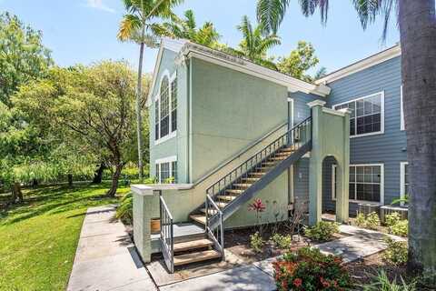 1000 Crystal Way, Delray Beach, FL 33444