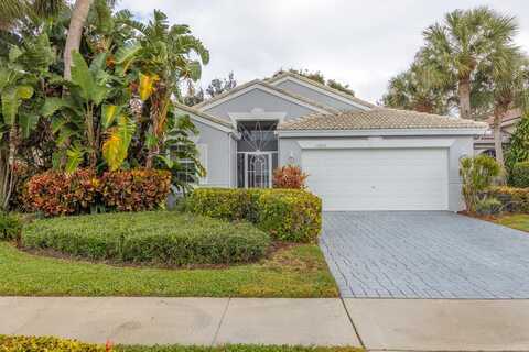 10856 Royal Caribbean Circle, Boynton Beach, FL 33437