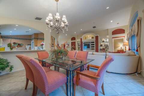 10856 Royal Caribbean Circle, Boynton Beach, FL 33437