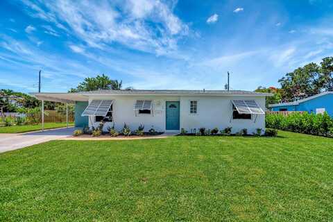 713 Gumtree Road, North Palm Beach, FL 33408