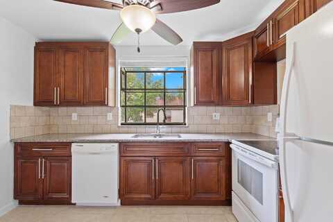5040 Rose Hill Drive, Boynton Beach, FL 33437