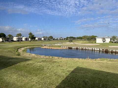 460 Flanders J, Delray Beach, FL 33484