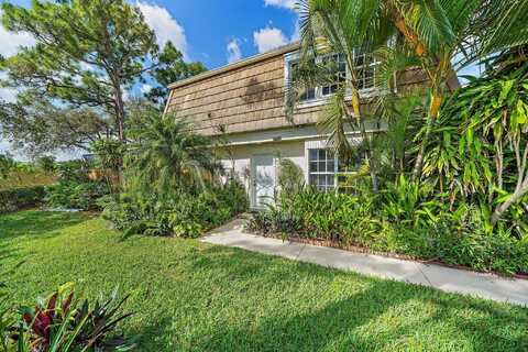 11582 Winchester Drive, Palm Beach Gardens, FL 33410