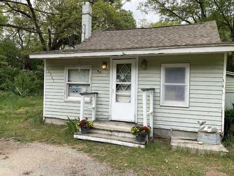 15567 COMSTOCK STREET, GRAND HAVEN, MI 49417