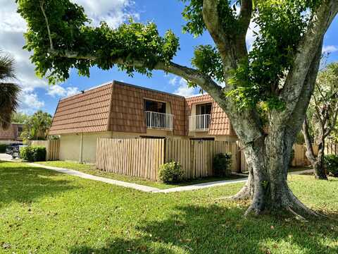 563 Green Springs Place, West Palm Beach, FL 33409