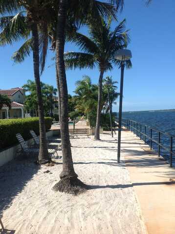 1040 Lake Shore Drive, Lake Park, FL 33403