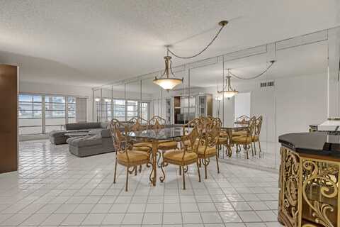 13761 Via Aurora, Delray Beach, FL 33484