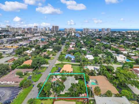 2600 NE 30th Street, Fort Lauderdale, FL 33306