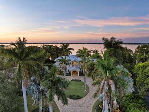 1341 SE Riverside Drive, Stuart, FL 34996