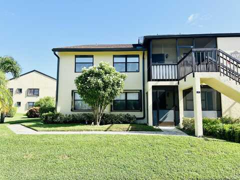 4695 Lucerne Lakes 201 Boulevard, Lake Worth, FL 33467