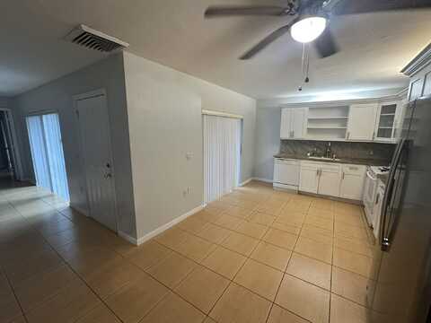 417 4th Lane, Palm Beach Gardens, FL 33418