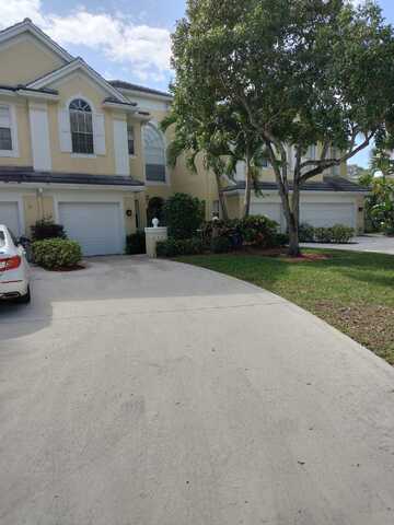 5471 Grand Park Place, Boca Raton, FL 33486