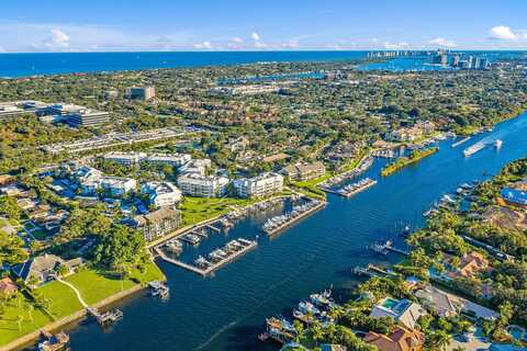 621 Bay Colony Drive S, Juno Beach, FL 33408