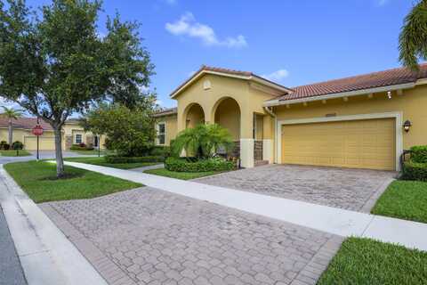 10250 SW Azzo Lane, Port Saint Lucie, FL 34986