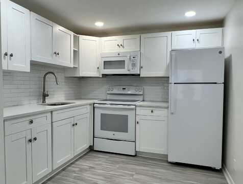10 Burgundy A, Delray Beach, FL 33484