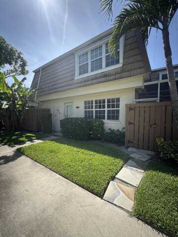 4348 Hazel Avenue, Palm Beach Gardens, FL 33410
