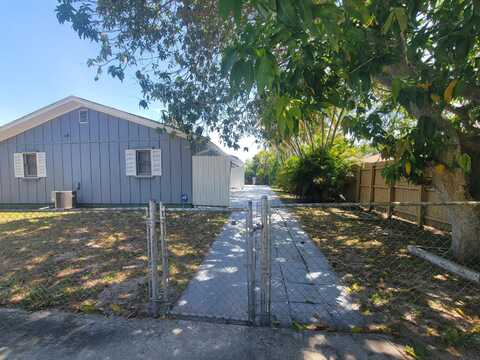 9285 Green Meadows Way, Palm Beach Gardens, FL 33418