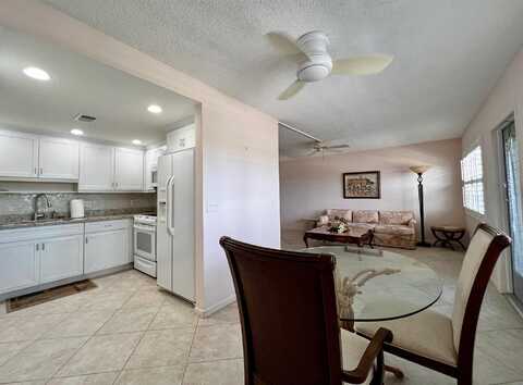 352 Wellington H, West Palm Beach, FL 33417